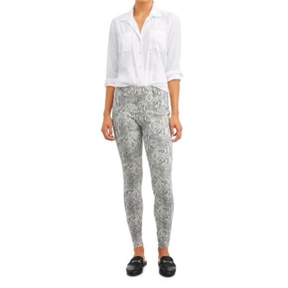 NWT time and tru print jeggings, snake print leggings, stretchy pants, leggings - Picture 2 of 4